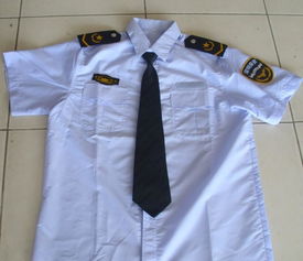 劳保用品与工作服选购指南 保安服、消防服的厂家直供与价格解析